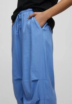 PULL & BEAR Flowing Parachute - Trainingsbroek - Blue -Kleding Discountwinkel cc091d5aaa174cfe960e9909a6a9ff96