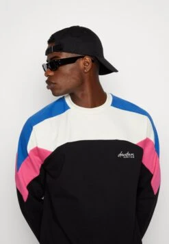 Kaotiko Crew Dru Unisex - Sweater - Ivory/Black/Royal/Fuxia 11 Kaotiko Crew Dru Unisex - Sweater - Ivory/Black/Royal/Fuxia -Kleding Discountwinkel ce79c7d5746741fa861651ecb2bee09a