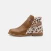 Friboo Korte Laarzen - Brown 2 Friboo Korte Laarzen - Brown -Kleding Discountwinkel d407e0bff93a4d45bff1e4bf40b05818