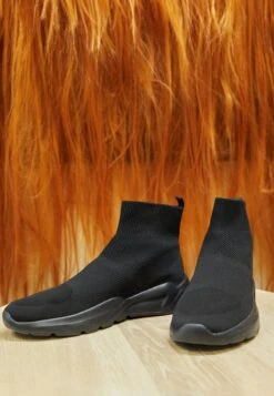 Pier One Sneakers Hoog - Black 11 Pier One Sneakers Hoog - Black -Kleding Discountwinkel d49c5a03d7c7463e81fc3420c81aab21