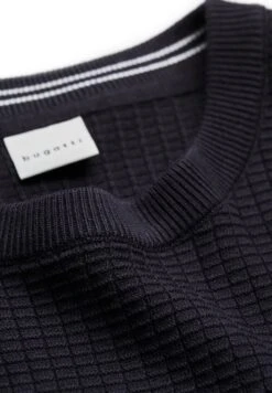 Bugatti Cotton - Trui - Marine 11 Bugatti Cotton - Trui - Marine -Kleding Discountwinkel d6a001a9702c4d8885b534aee6cadcc1