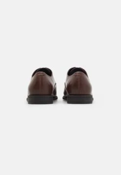 Pier One Unisex - Sportieve Veterschoenen - Dark Brown 10 Pier One Unisex - Sportieve Veterschoenen - Dark Brown -Kleding Discountwinkel def25b02b8464c7bb9962d0b86180f45