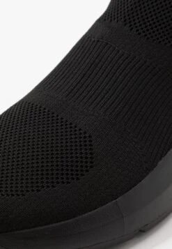 Pier One Sneakers Hoog - Black 17 Pier One Sneakers Hoog - Black -Kleding Discountwinkel e1bf456dd30b4152a191a095dc802b4e