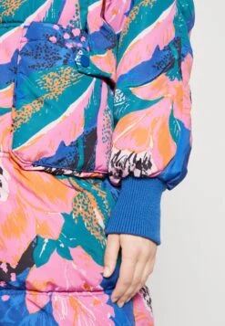 Yassimilly Padded Coat - Winterjas - Blue Iolite/Milana 13 Yassimilly Padded Coat - Winterjas - Blue Iolite/Milana -Kleding Discountwinkel e2961532783d45faace29b4257def214