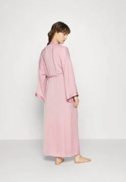 Anna Field Bridal Dressing Gown - Badjas - Pink 10 Anna Field Bridal Dressing Gown - Badjas - Pink -Kleding Discountwinkel ec1e0c7cdc5c48b1919d070c00e5ff2a