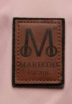 Marikoo Erdbeere - Outdoorjas - Powder Rose -Kleding Discountwinkel f7eba860be6040ce930e786c9c049470