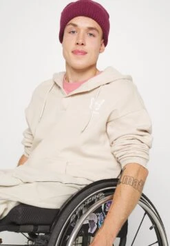 YOURTURN Unisex - Sweater - Beige -Kleding Discountwinkel fcdf41f2fda44f83b3a793fbcecee1cf